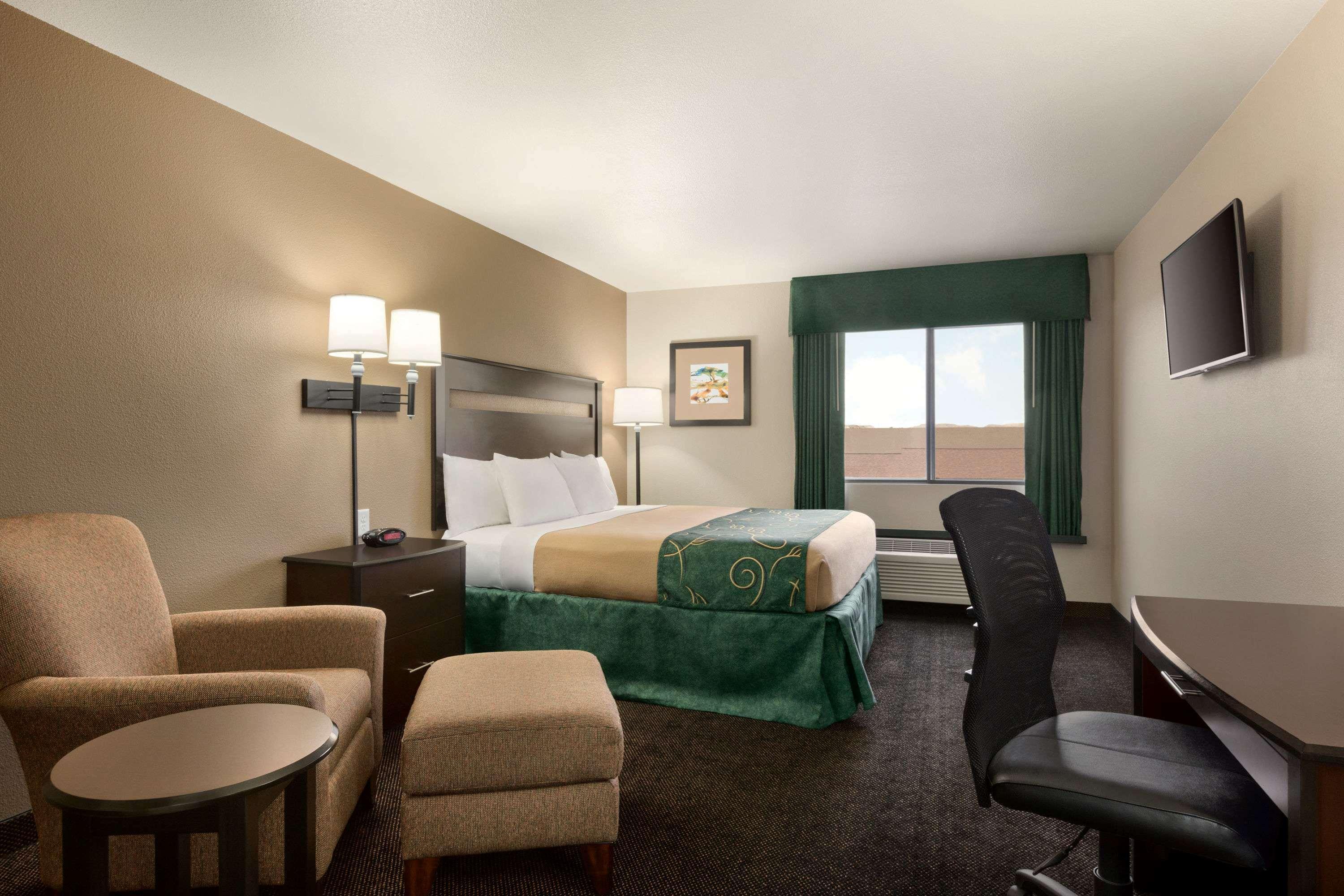 Baymont By Wyndham Glendive Hotell Eksteriør bilde